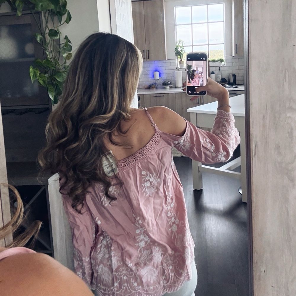 Pink Sweet Wanderer Off The Shoulder Blouse (Size Small) - Picture 3 of 4